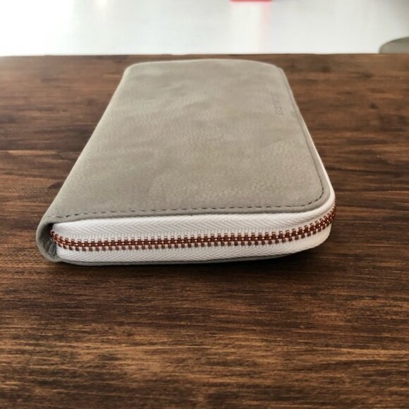 The Horse Block Wallet - Picture 8 of 11